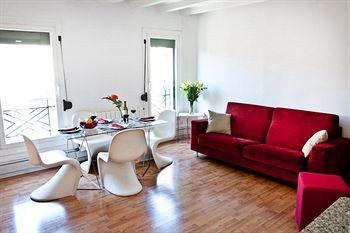 La Pedrera Apartment Barcelona Eksteriør bilde